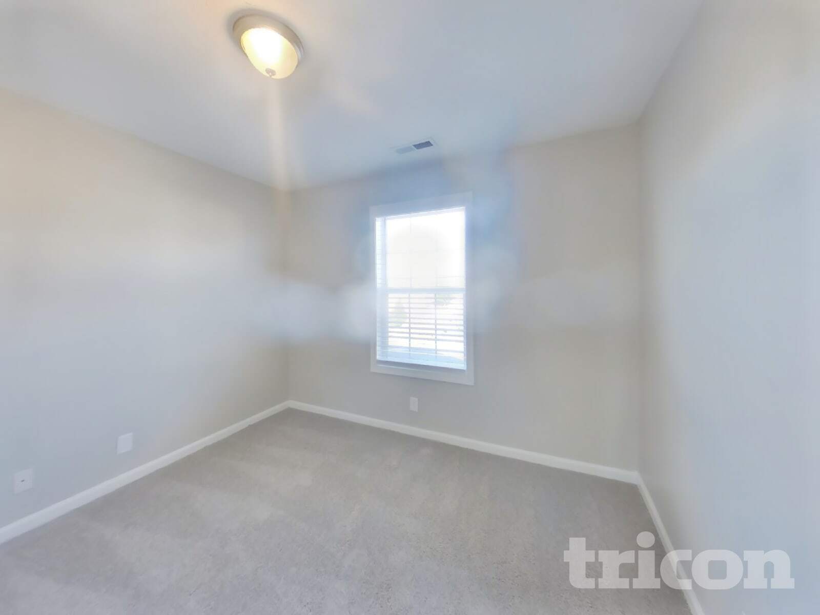 Building Photo - 1908 Sherman Court