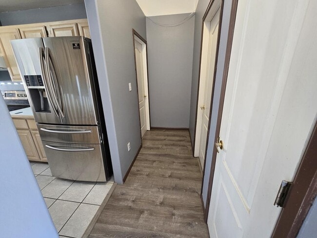 Building Photo - 3156 Arrowhead Dr