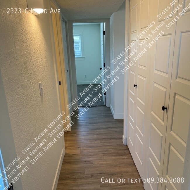 Building Photo - 2373 Hood Ave