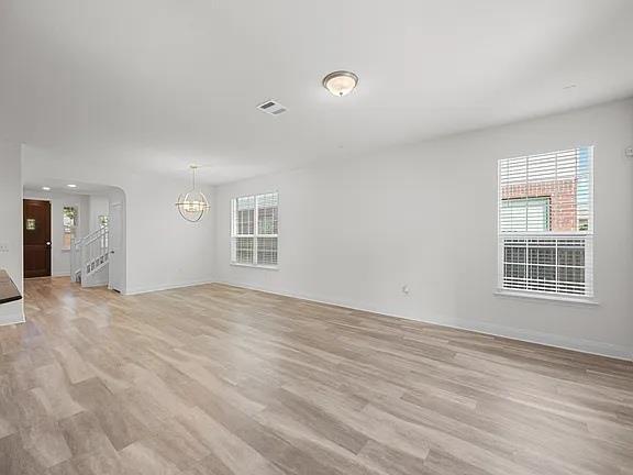Building Photo - 528 Ayinger Ln