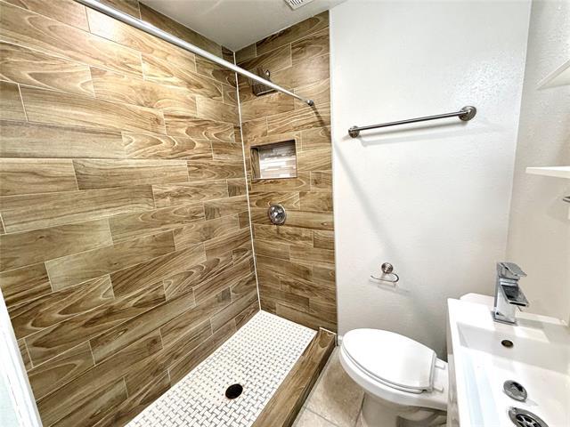 Building Photo - 129 Pecos St