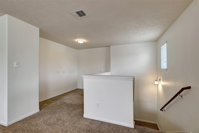 Building Photo - 11842 Red Hummingbird Dr