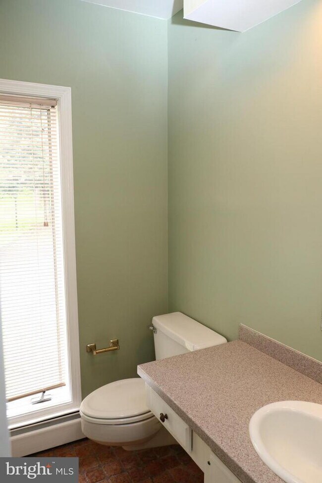 Building Photo - Secluded Country Retreat with Picturesque ...