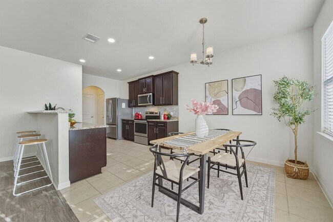 Building Photo - 13313 Harry S Truman Dr