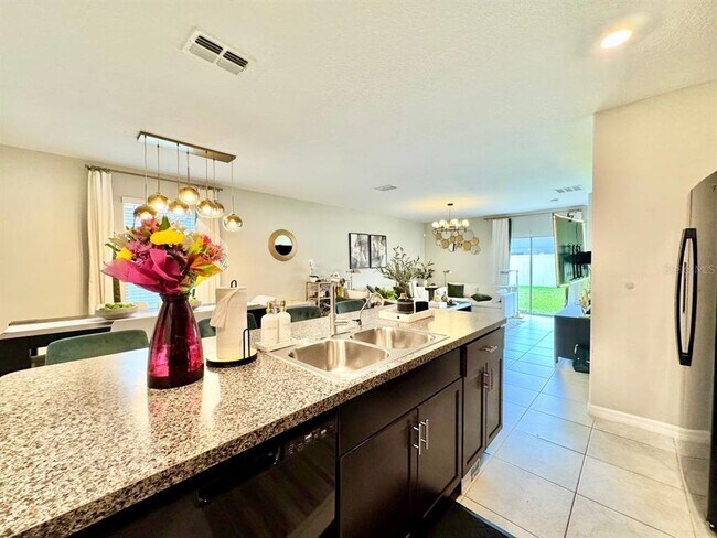 Building Photo - 7309 Canterbury Bells Ct