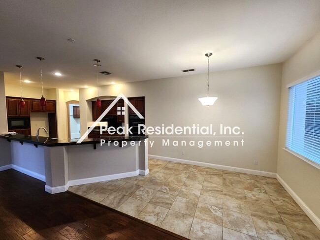 Building Photo - Spacious Folsom 4bd/3ba Home With 3 Car Garage!