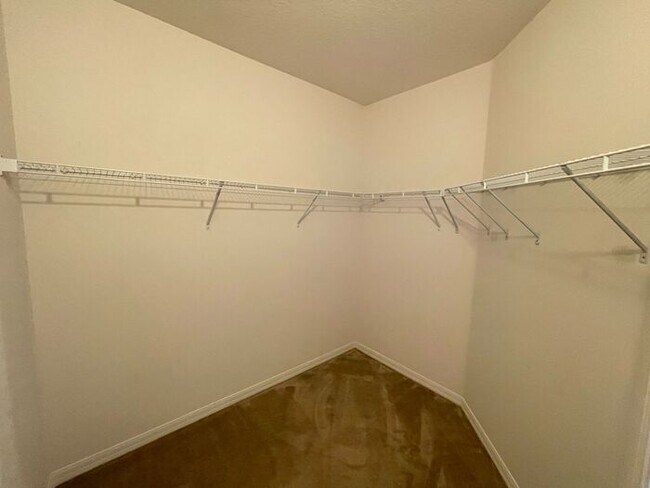 Building Photo - Bella Pointe-3641 Sail Harbor Dr Kissimmee...