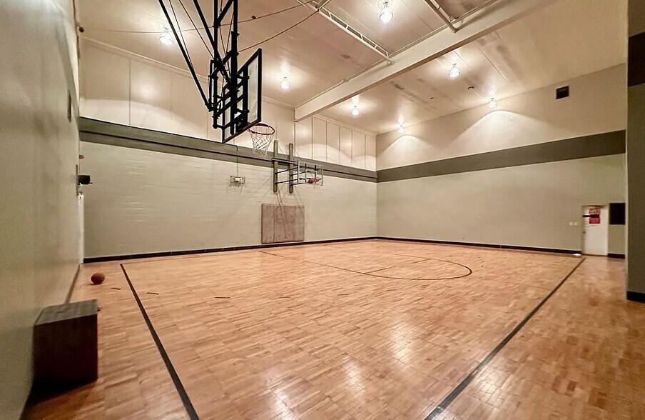 Gym Access! - 12765 W Hampton Ave