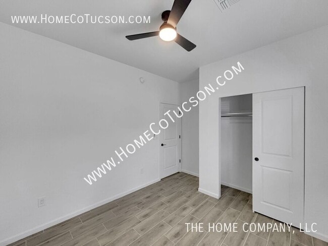 Building Photo - 1603 S Van Buren Ave