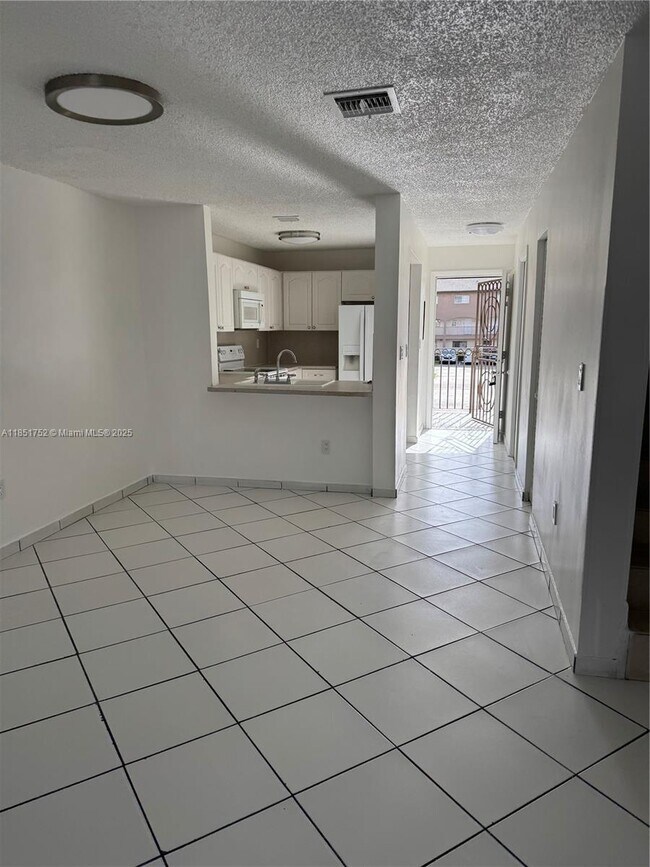 Building Photo - 8851 NW 119th St