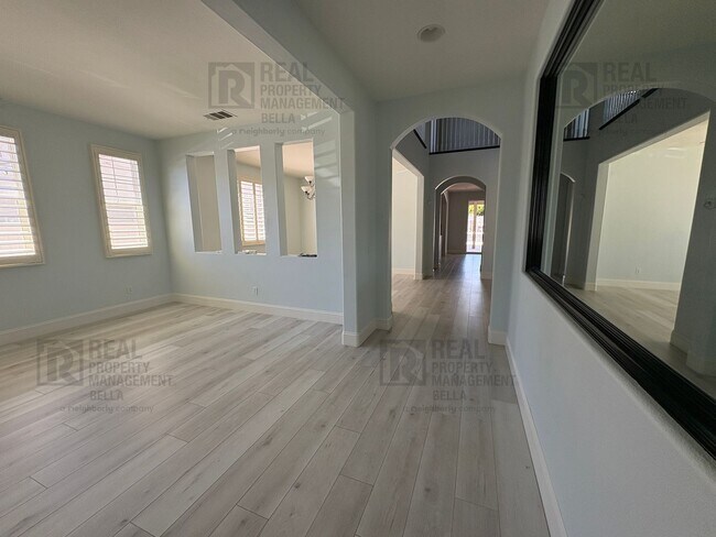 Building Photo - Murrieta Luxury Estate with Resort Pool, Designer Kitchen & Entertainer’s Backyard Retreat