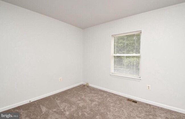 Building Photo - 10914 Coreys Way