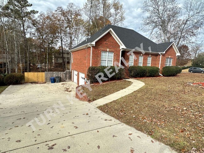 Building Photo - 4 Bed 3 Bath Home for rent in Trussville *...