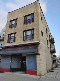 Building Photo - 346 John F. Kennedy Blvd