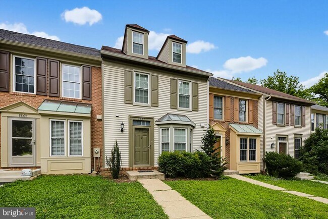 Building Photo - 8867 Willowwood Way