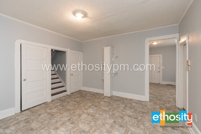 Building Photo - 2142 Webb St, Indianapolis, IN