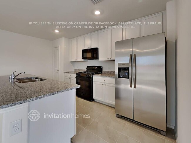 Building Photo - 7937 Churchill St