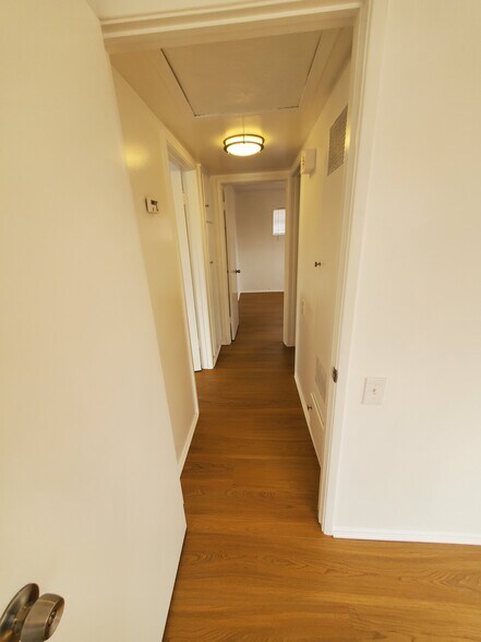 Building Photo - 2237 Orange Grove Ave