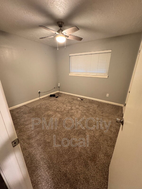 Building Photo - 4717 NW 57th St