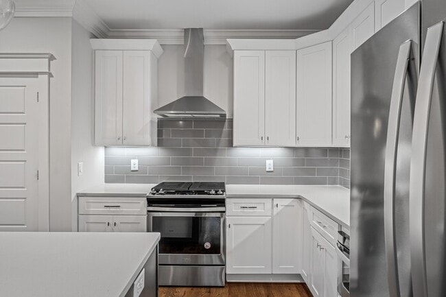 Building Photo - 501B Waycross Dr