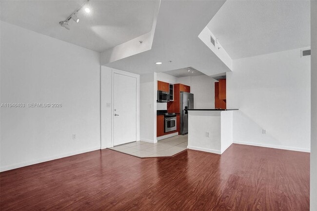 Building Photo - 18800 NE 29th Ave