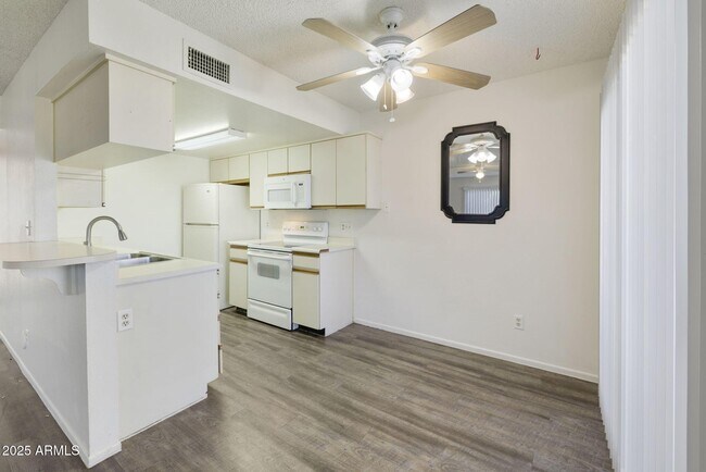 Building Photo - 756 Joan D Arc Ave