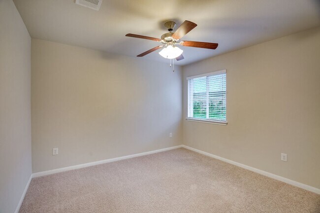 Building Photo - 612 Winnsboro Cove