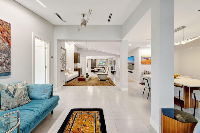 Building Photo - 7430 Victory Ln