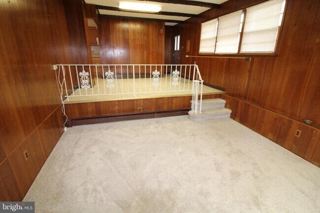 Building Photo - 4032 Quakerbridge Rd