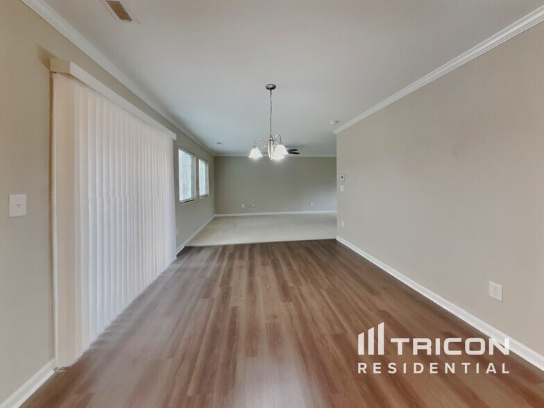 Building Photo - 3917 Shepway Loop