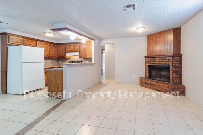 Building Photo - 930 SW 63rd St