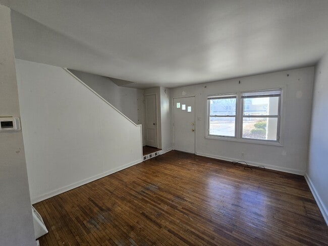 Building Photo - 235 Madison St