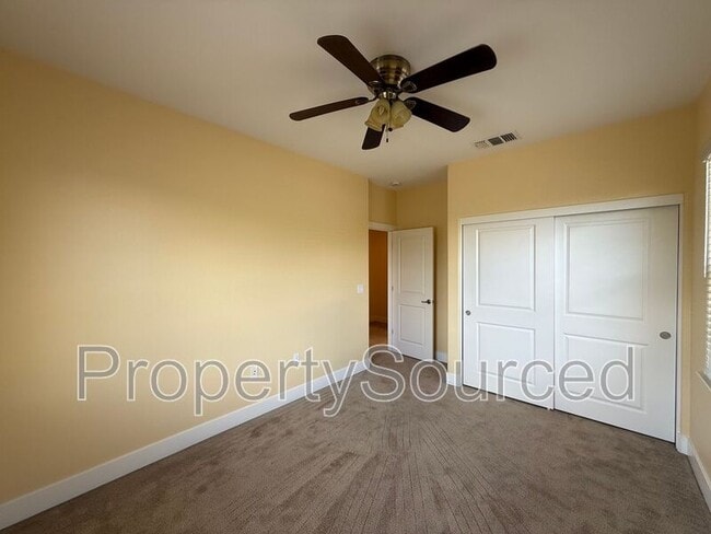 Building Photo - 18517 Admiral Way