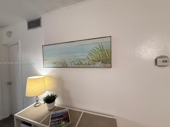 Building Photo - 3660 NE 166th St