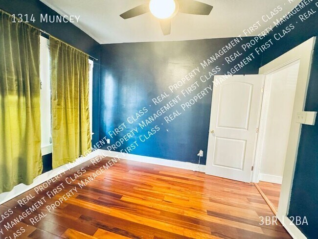 Building Photo - 1314 Muncey-