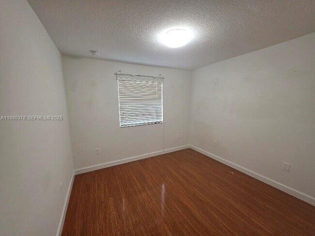 Building Photo - 11525 NW 71st St