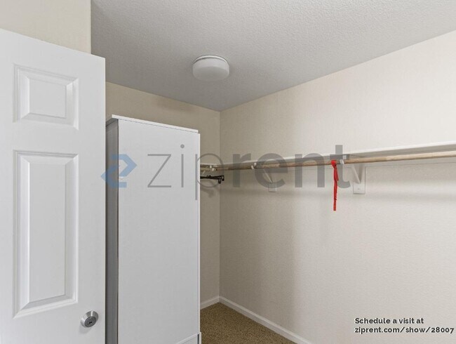 Building Photo - 181 Bonner Dr
