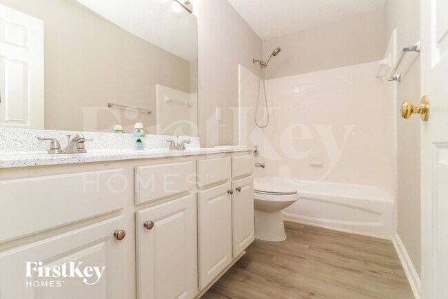 Building Photo - 4006 Maple Ridge Ln NW