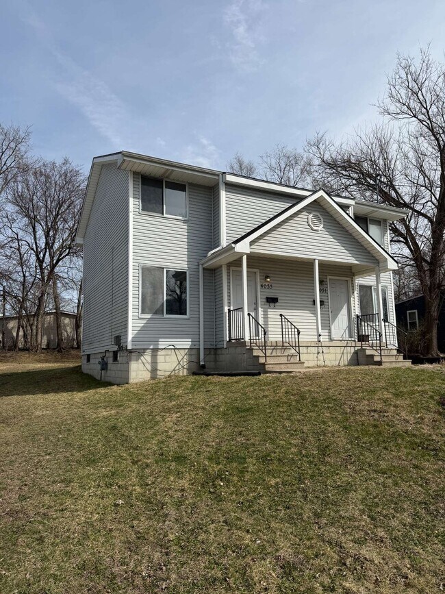 Building Photo - 4033 57th St