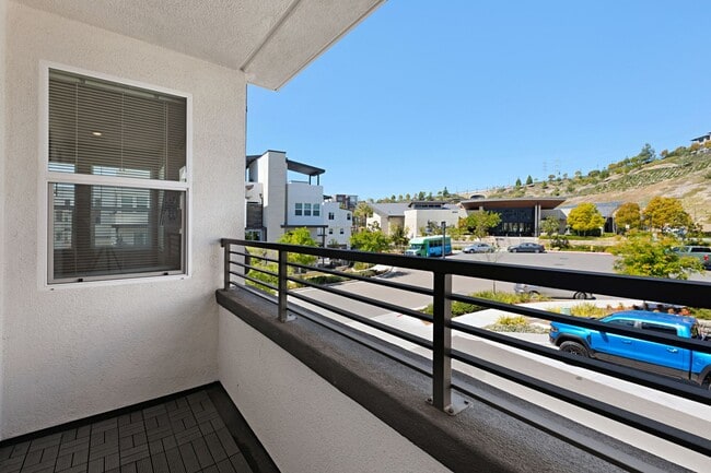 Building Photo - Stunning & Spacious - 3BD/2.5BA Townhome - Resort Style Living! Smart Home! Roof Deck w/ Expansiv...