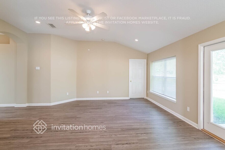 Building Photo - 1016 Oak Arbor Cir