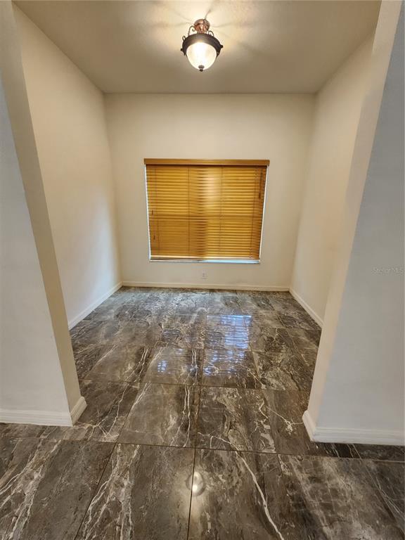 Building Photo - 1112 Hillhurst Dr