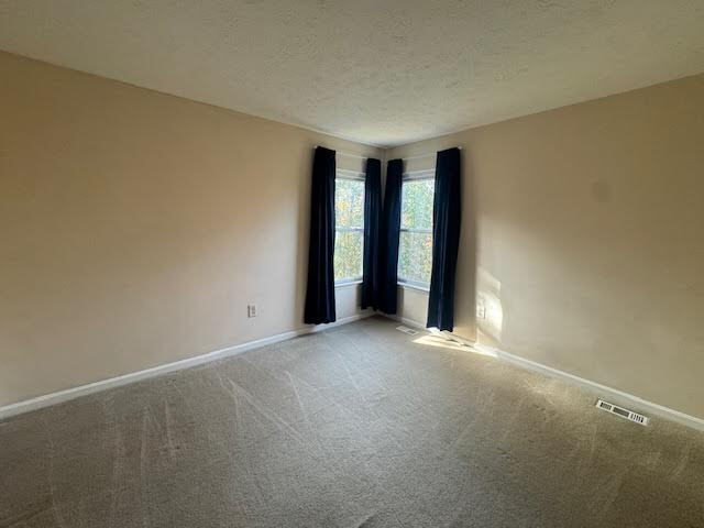 Building Photo - Spacious 4-Bedroom with 3 Full Baths & Fully Finished Basement. Available Now!