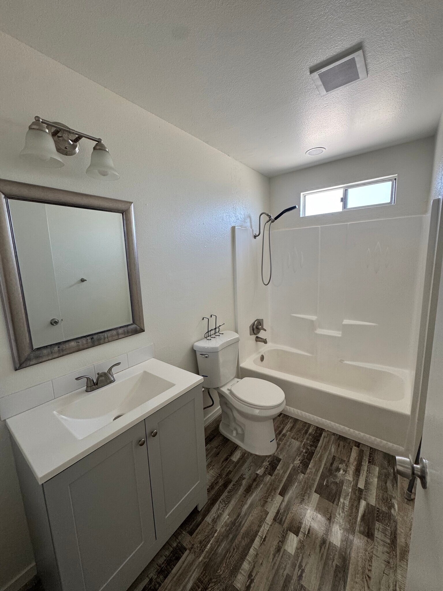 Building Photo - 9023 Campo Rd