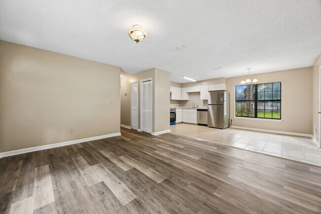 Building Photo - 1091 Boone Ave