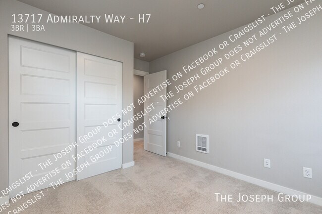 Building Photo - 13717 Admiralty Way