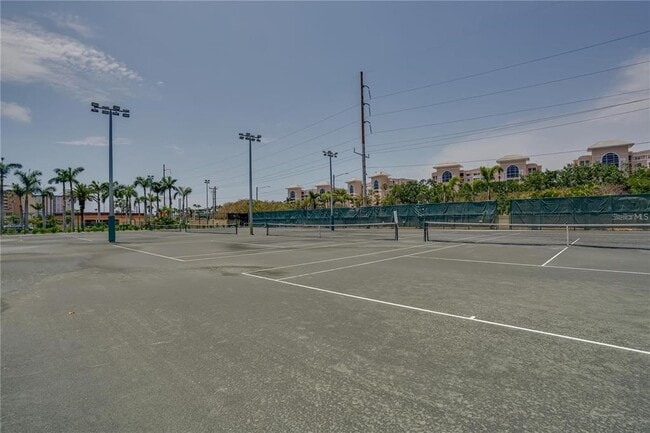 Building Photo - 5020 Brittany Dr S