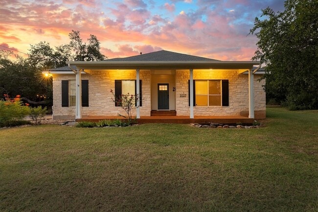 Building Photo - 704 Ridgmar Rd