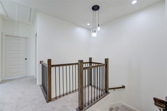 Building Photo - 2919 El Fenice Ln