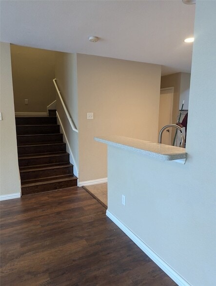 Building Photo - 8820 Wagon Trail